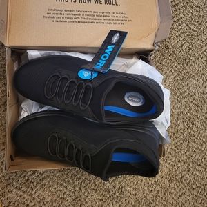 NWB Size 9 work shoes